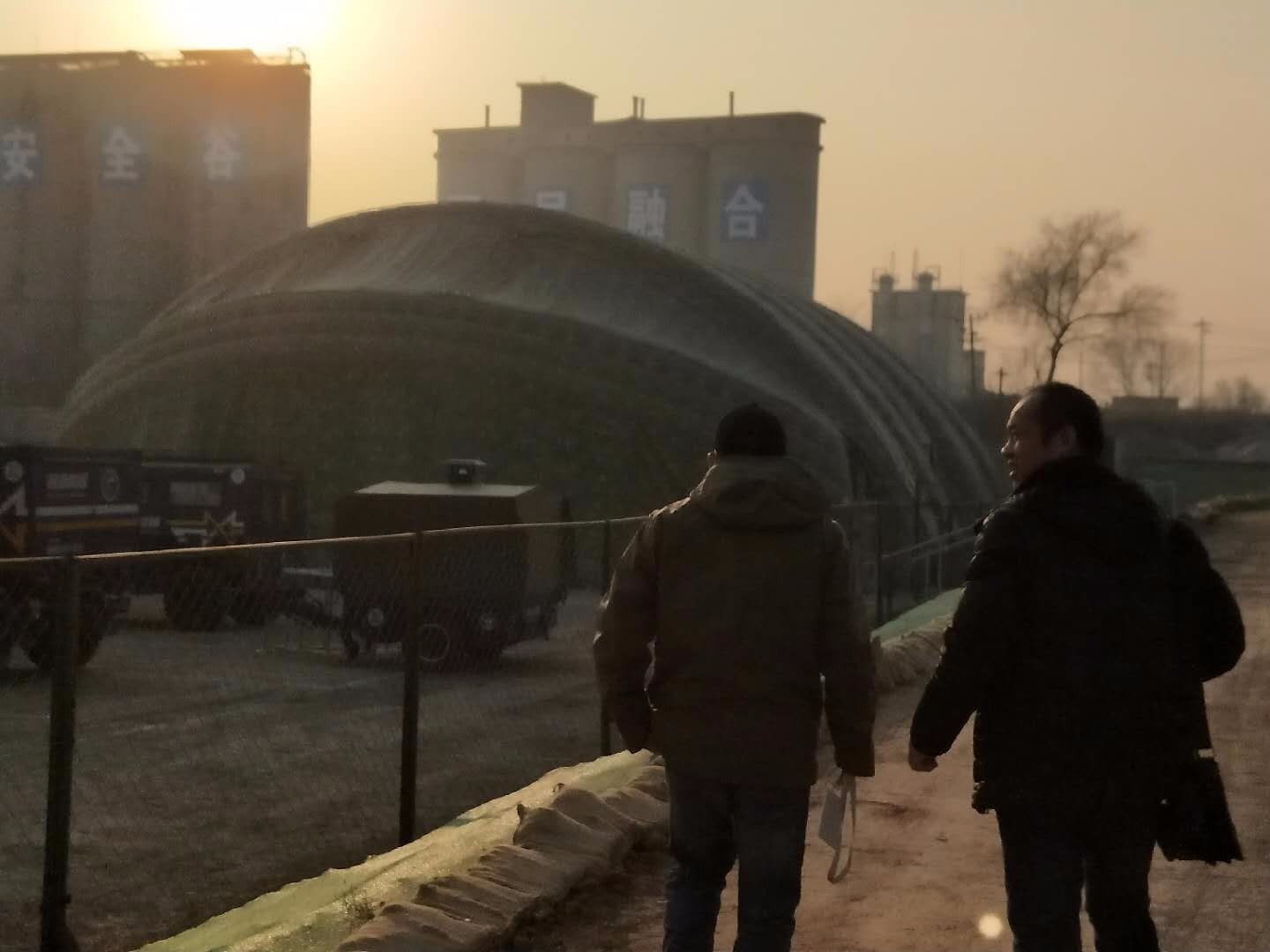 裕华机库外罩图